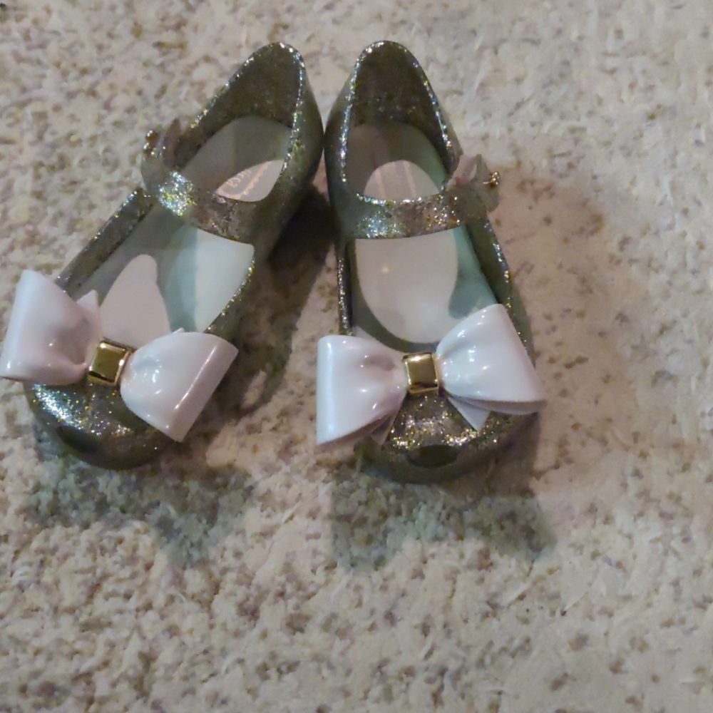 Little girls Mini Melissas